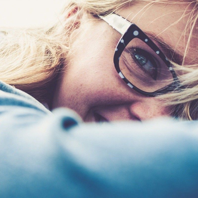 Gotas para ojos secos: cómo elegir las lágrimas artificiales