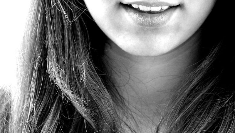 Cómo tener unos dientes blancos y sanos