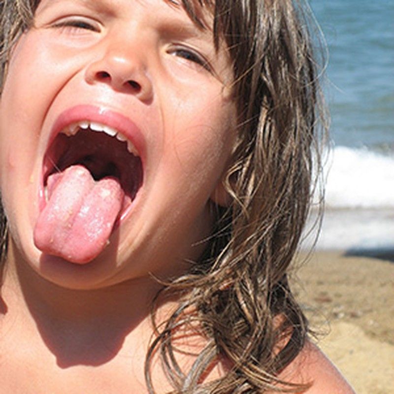 ¿Limpias tu lengua cada vez que te cepillas los dientes?