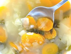 Consomé de verduras
