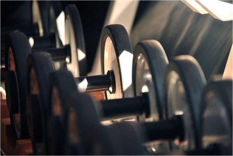 Todo lo que debes saber antes de apuntarte al gimnasio