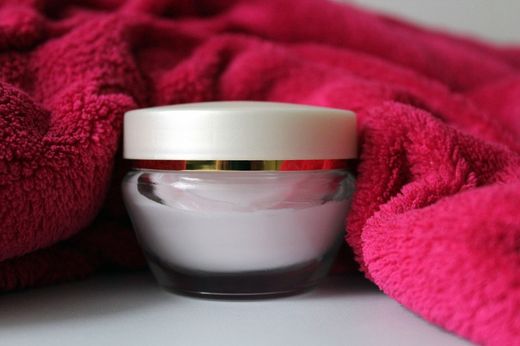 Descuentos en dermocosmética: aprovecha las rebajas para renovar tu neceser