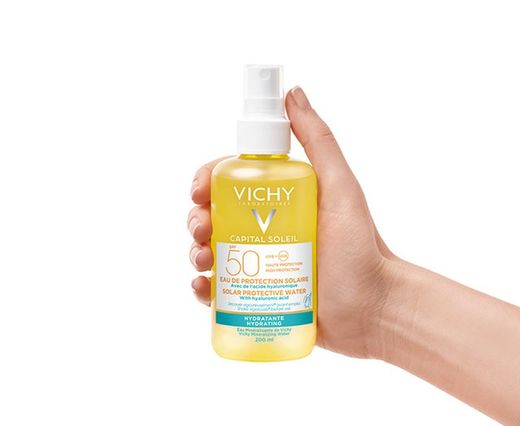 Vichy Capital Soleil agua protectora SPF50+ ácido hialurónico